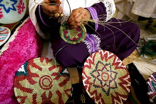 Algeria - The artisans from the “Kheima of One Thousand Crafts” - Les artisanes de la « Kheima des mille métiers » - الجزائر : حرفيّات 